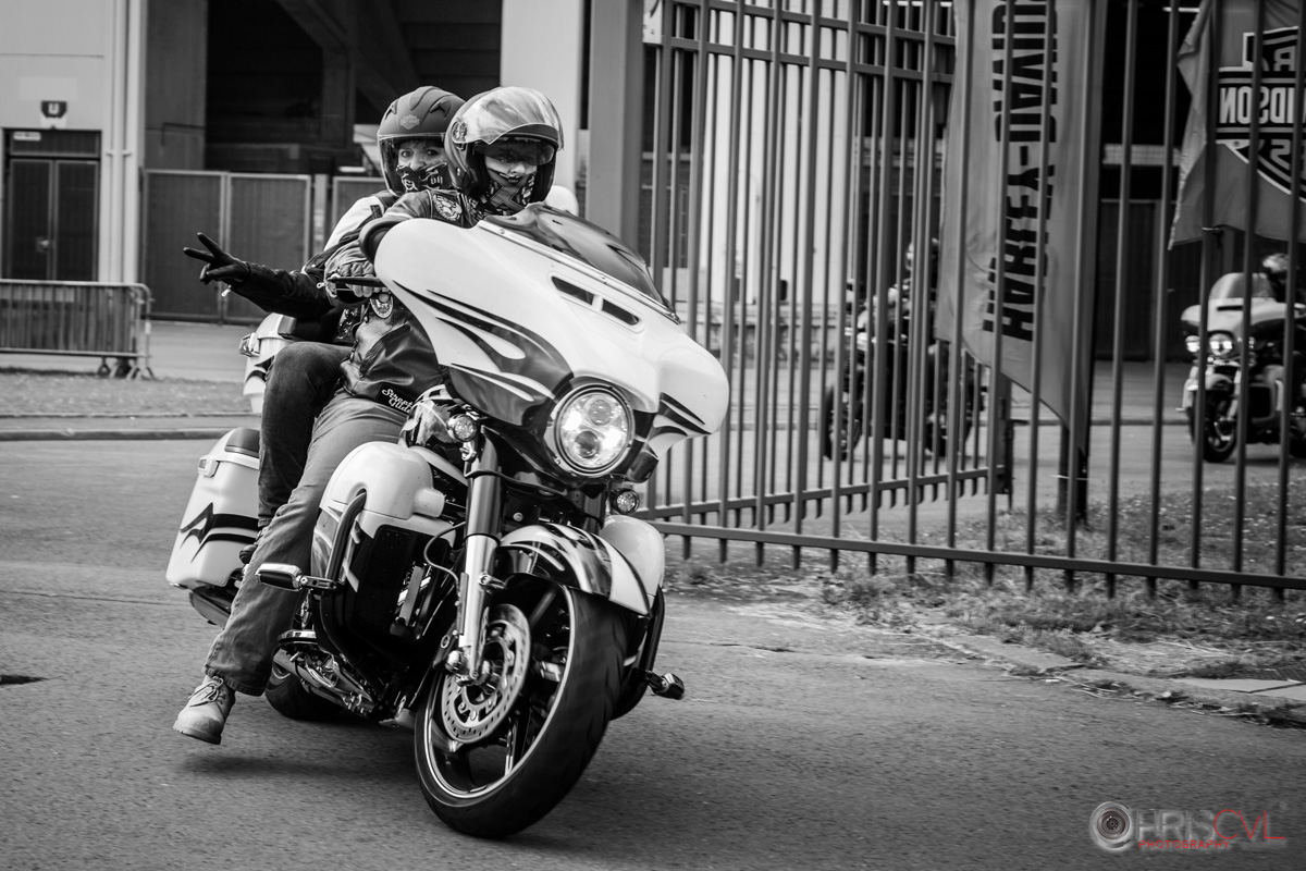 2016.08-0040BW
