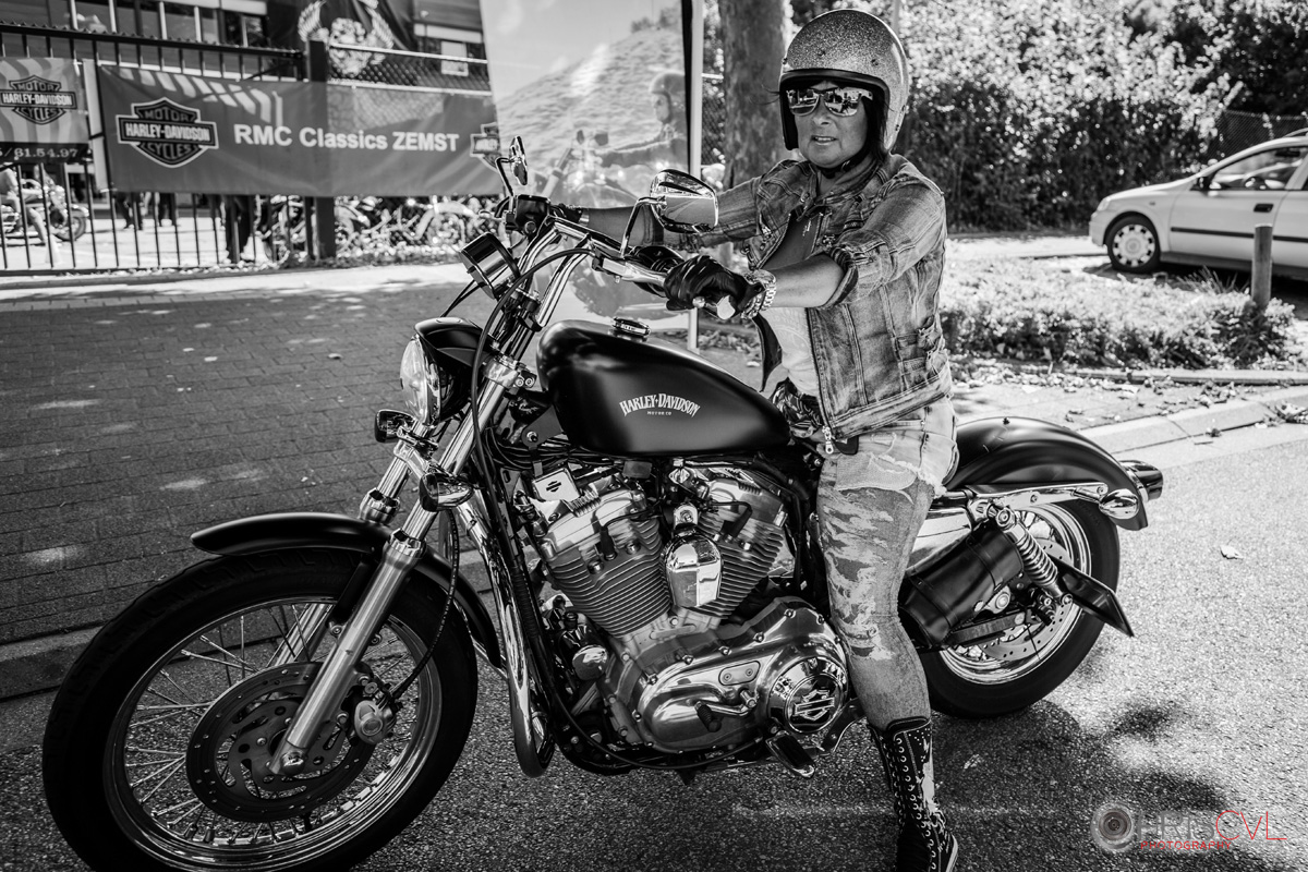 2016.08-0147BW